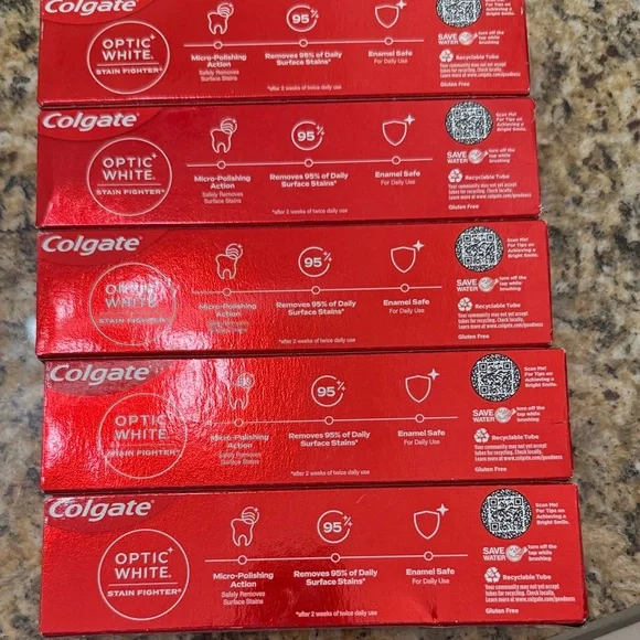 NWT Optic White Toothpaste Daily Surface Stain Fighter 6.0 oz - Picture 2 of 2